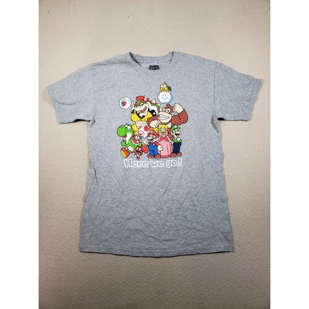 Super Mario Shirt Mens Medium‎ Gray Crew Neck Short Sleeve Graphic Pattern Tee